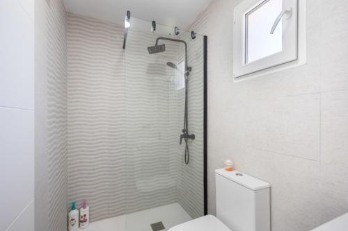 Apartamento con Piscina y Barbacoa