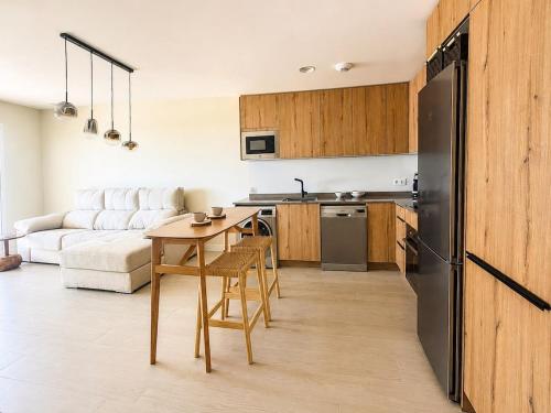 Modern Luxury Apartment - Camarate Hills