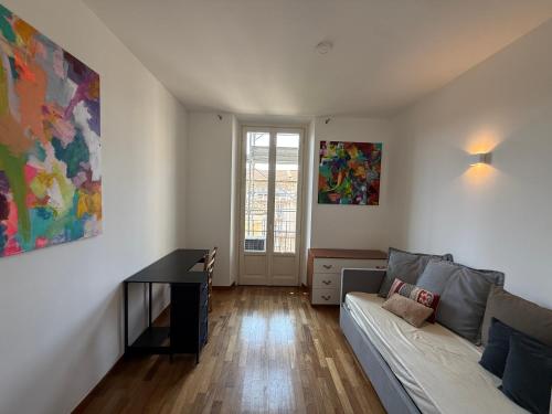 Milano Art Gallery Apartment - 10 min to Duomo