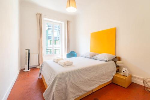 Nice apartment with balcony and sea view