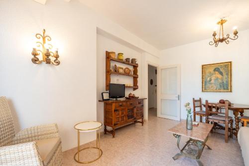 Perla 5 - Charming Front Line Apartment