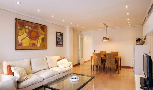 Modern Apartment in Rio Real Marbella