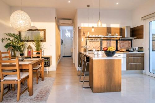 Modern Apartment in Rio Real Marbella