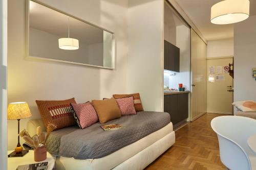 Delmirani's Book Apartments - Vatican View photo 180