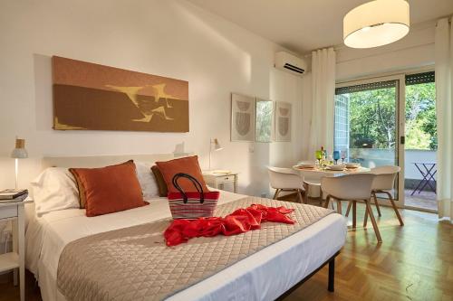 Delmirani's Book Apartments - Vatican View photo 176