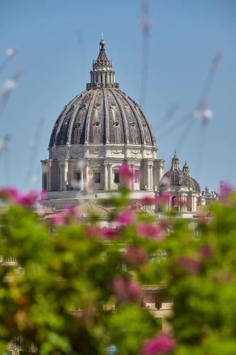 Delmirani's Book Apartments - Vatican View photo 178