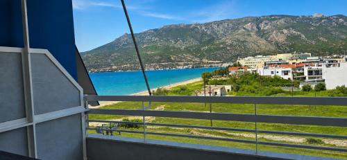 Esperides Pearl Luxury Seafront Apartment by DM Hospitality