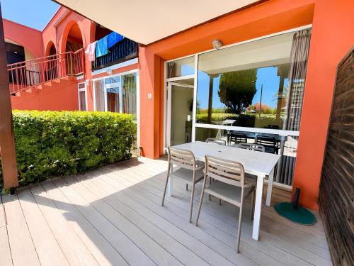 Les Palmiers - Piscine - Wi-Fi - Clim & Parking