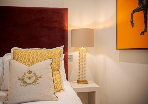 Stunning 3Bd 2Bth Belgravia Mews House - Harrods Promo Included photo 22
