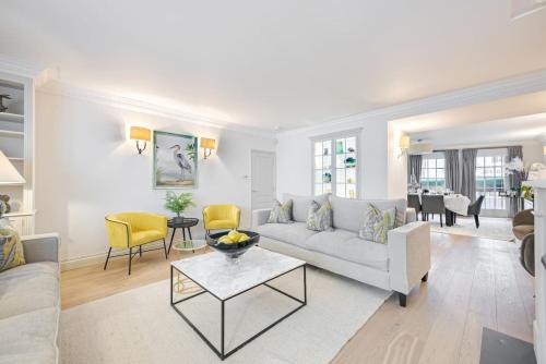 Stunning 3Bd 2Bth Belgravia Mews House - Harrods Promo Included photo 27