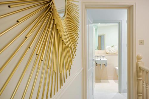 Stunning 3Bd 2Bth Belgravia Mews House - Harrods Promo Included photo 8