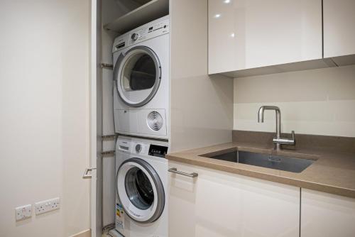Stunning 3Bd 2Bth Belgravia Mews House - Harrods Promo Included photo 43