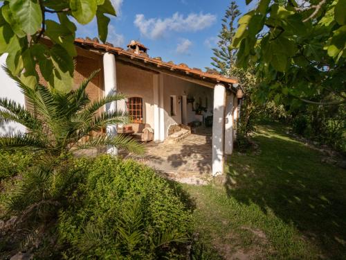 One-of-a-kind seminar house