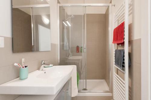 Masaccio Bright Apartment with Balcony & AC