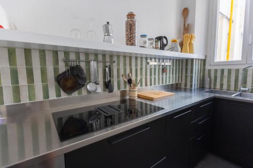 GuestHost - Esquilino Bright Apartment