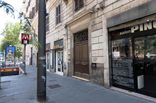 GuestHost - Esquilino Bright Apartment