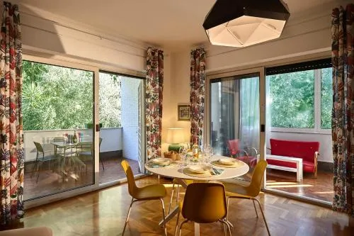 Delmirani's Book Apartments - Vatican View photo 6