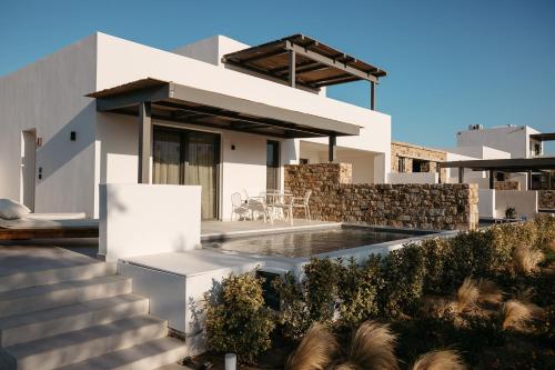 Omma Suites