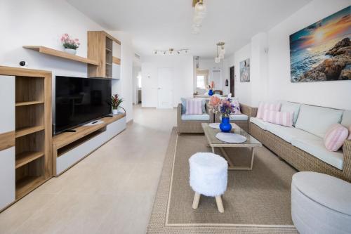 Estepona Beachfront Promenade by Libehomes