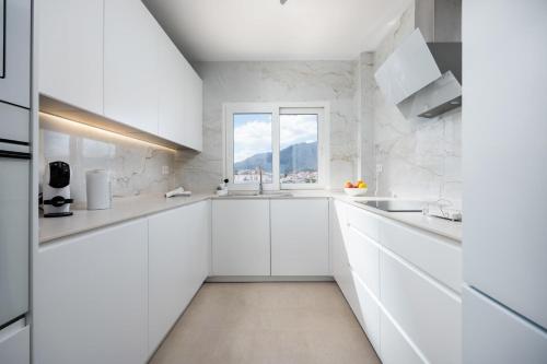 Estepona Beachfront Promenade by Libehomes