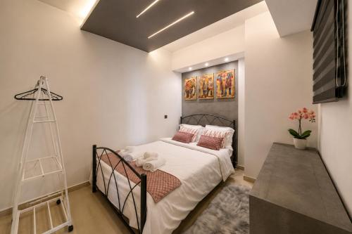 Purple Orchid Modern Studio near Metro & Free Parking