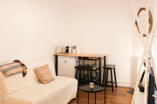 2-room apartment 13th
