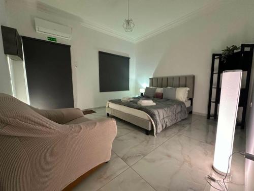 Urban Princess Modern 2BR Nikaia near Piraeus Port