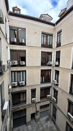 Hostal Atocha Almudena Martín