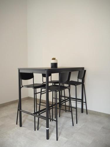 Urban Living Central, large and modern