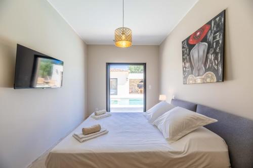 Villa Anna piscine, 10' de la plage, Canetto, Bonifacio