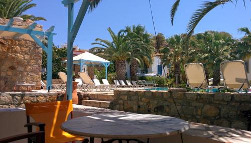 Gambar di galeri bagi Patmos Garden di Skala