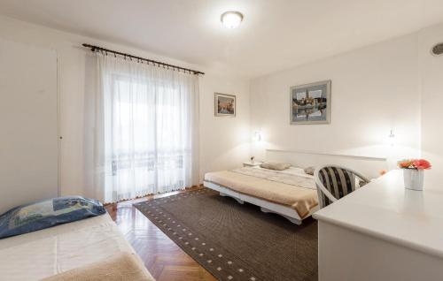 1 Bedroom Amazing Apartment In Porec