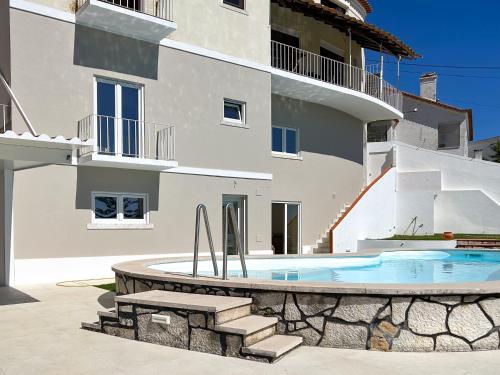 1-bedroom apartment with private pool next to the beach