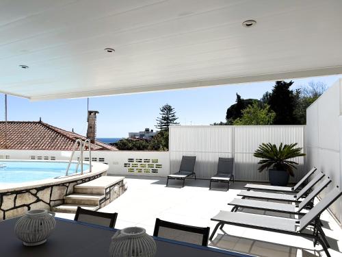 1-bedroom apartment with private pool next to the beach