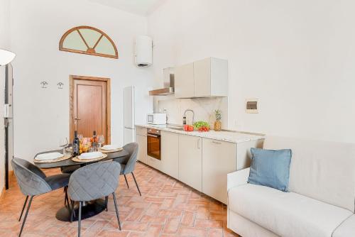 Albero Urban Retreat near SMN Station