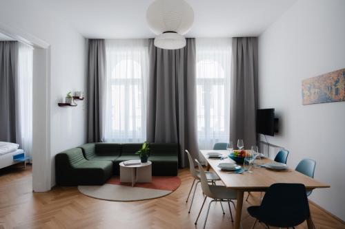Design apartment for up to 7 guests near Prater