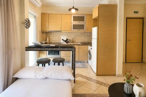 White Tulip Modern Apartment near Papafi Metro, Thessaloniki