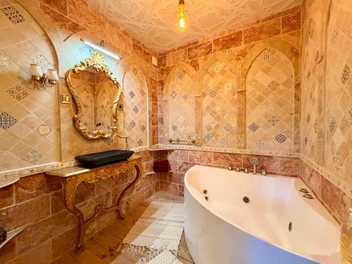 La Maison des Templiers ~ Ostal Médiéval ~ Logis enchantés