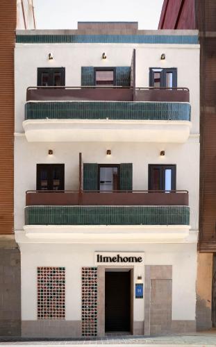Limehome Valencia Carrer d'Ernest Anastasio