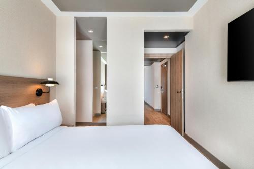 AC Hotel Atocha by Marriott photo 49