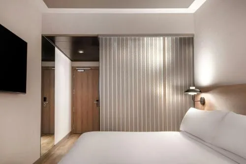 AC Hotel Atocha by Marriott photo 4