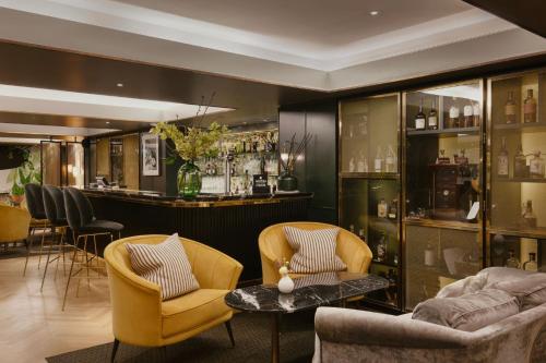 The Athenaeum Hotel & Residences photo 89