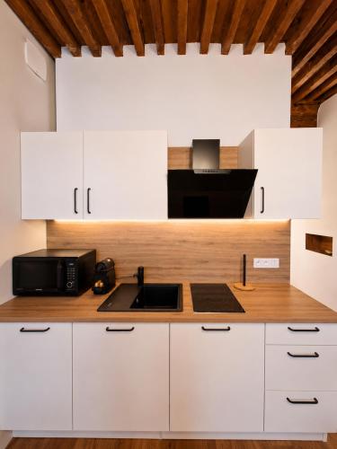 Cosy appartment in old town, 2 mins walking distance to lake