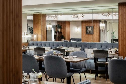The Athenaeum Hotel & Residences photo 103