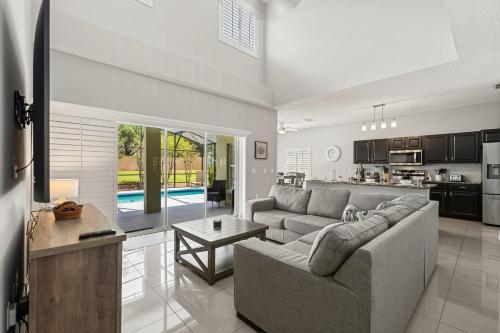 5BR Pool Home-Spa-Epic Game Room Near Disney photo 3