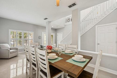 5BR Pool Home-Spa-Epic Game Room Near Disney photo 23