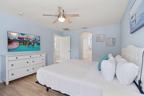 5BR Pool Home-Spa-Epic Game Room Near Disney photo 8