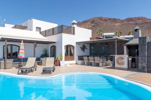 Ocean View - Luxury villa with dream-like sea views
