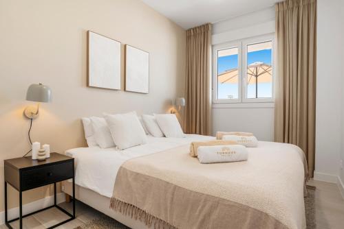 2BR Penthouse with Spacious Terrace