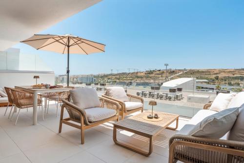 2BR Penthouse with Spacious Terrace